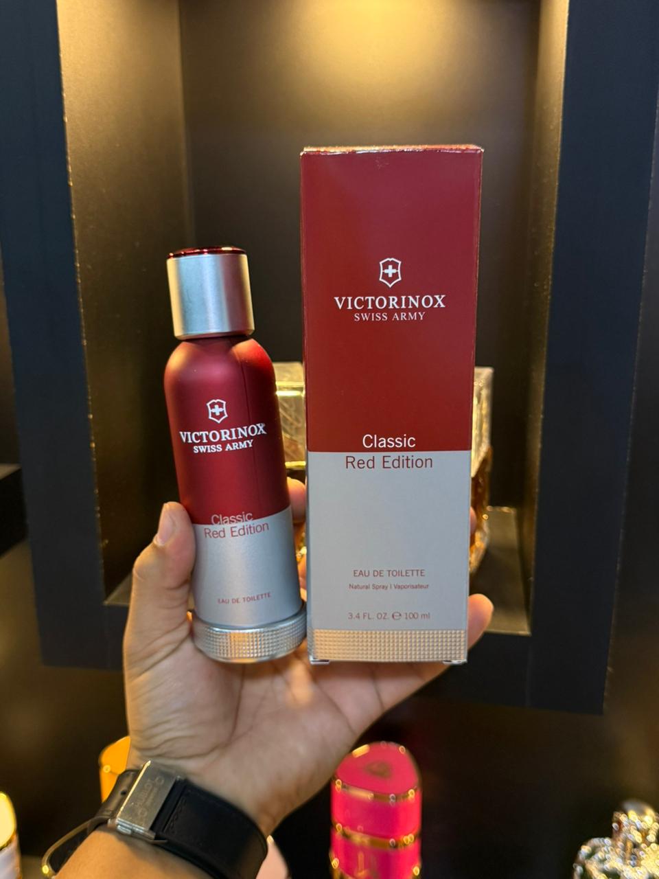 Victorinox Swiss Army Classic Red Edition