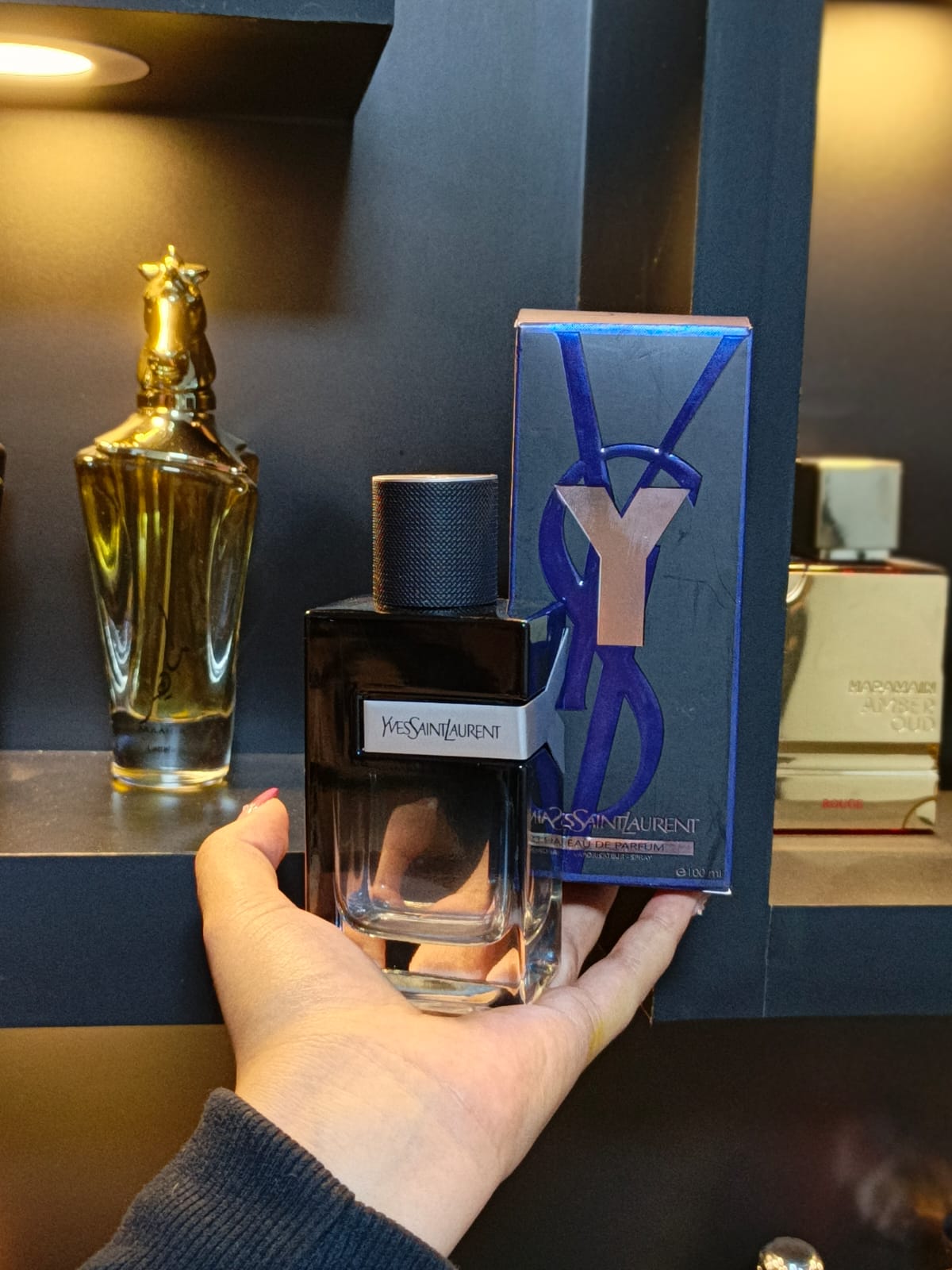 YVES SAINT LAUREN