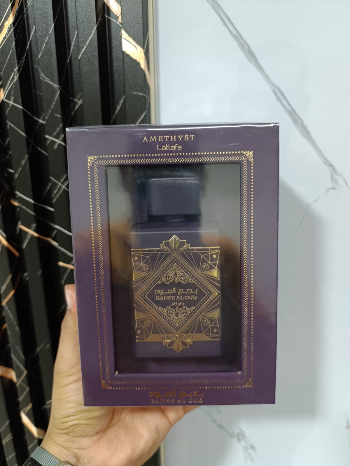 Lattafa Oud Amethyst en Estuche de Lujo