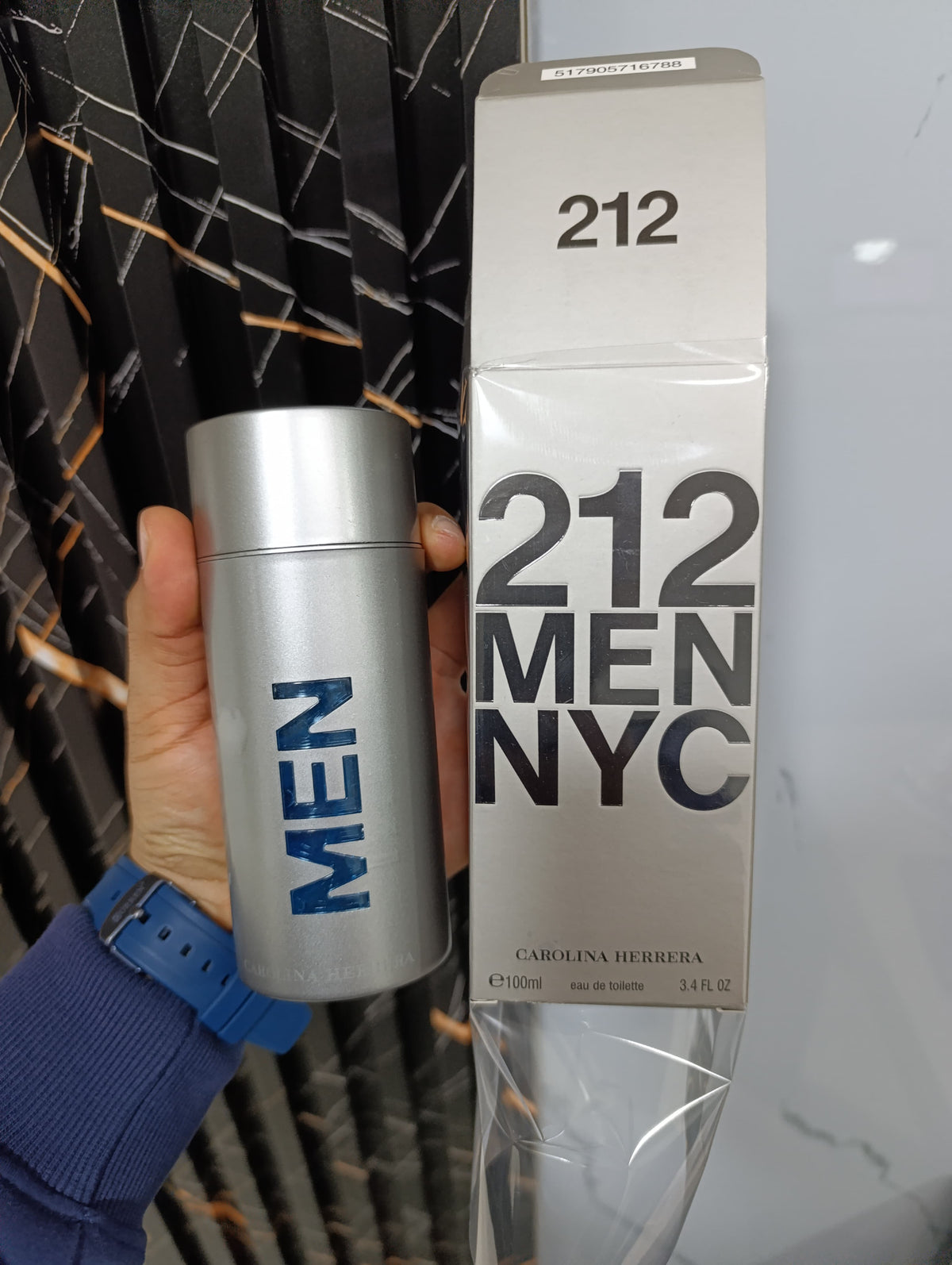 Carolina Herrera 212 Men