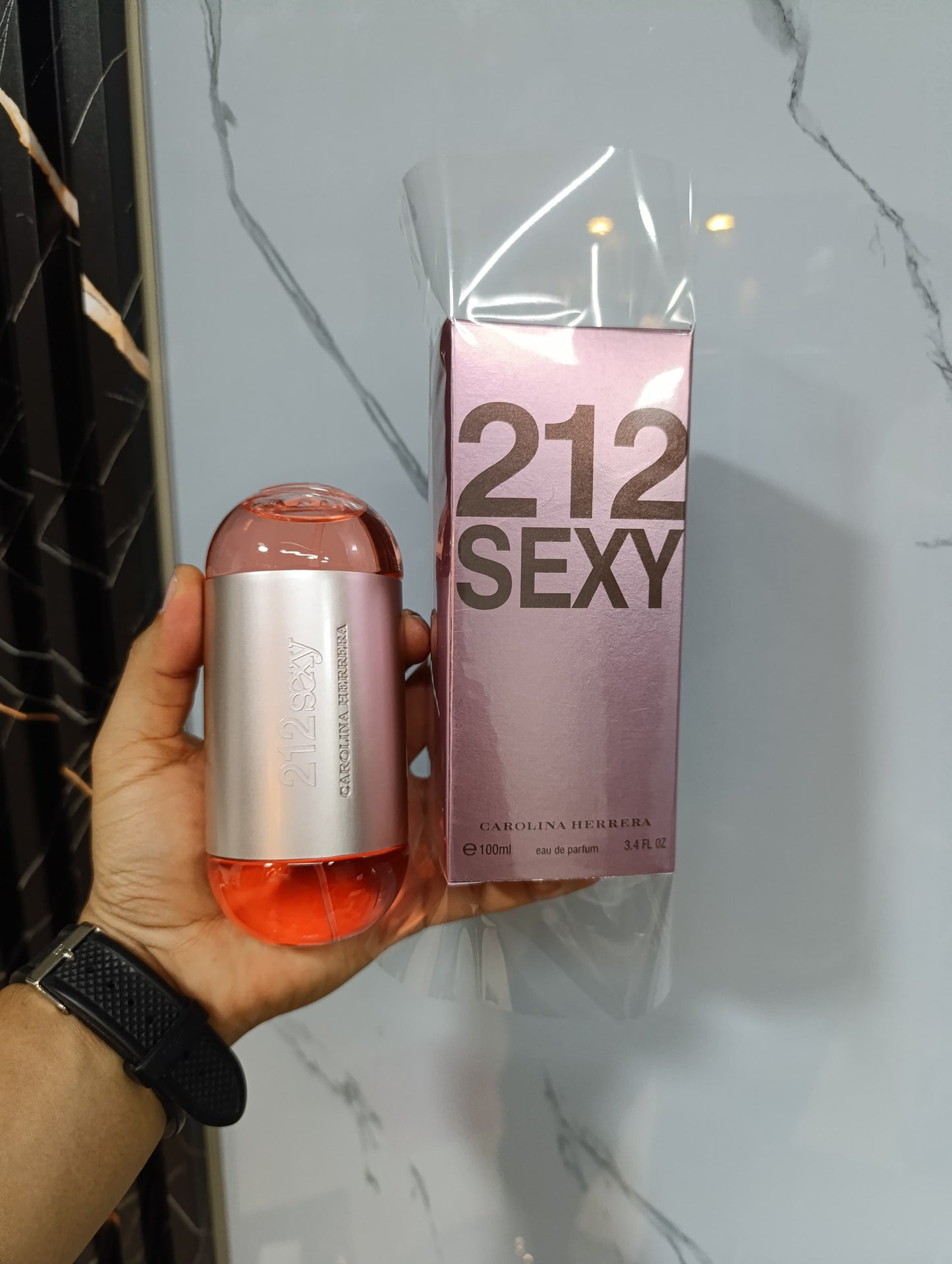 Carolina Herrera 212 sexy dama