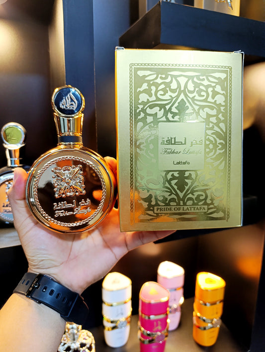 Lattafa Perfumes Fakhar Extrait (Caja Economica)