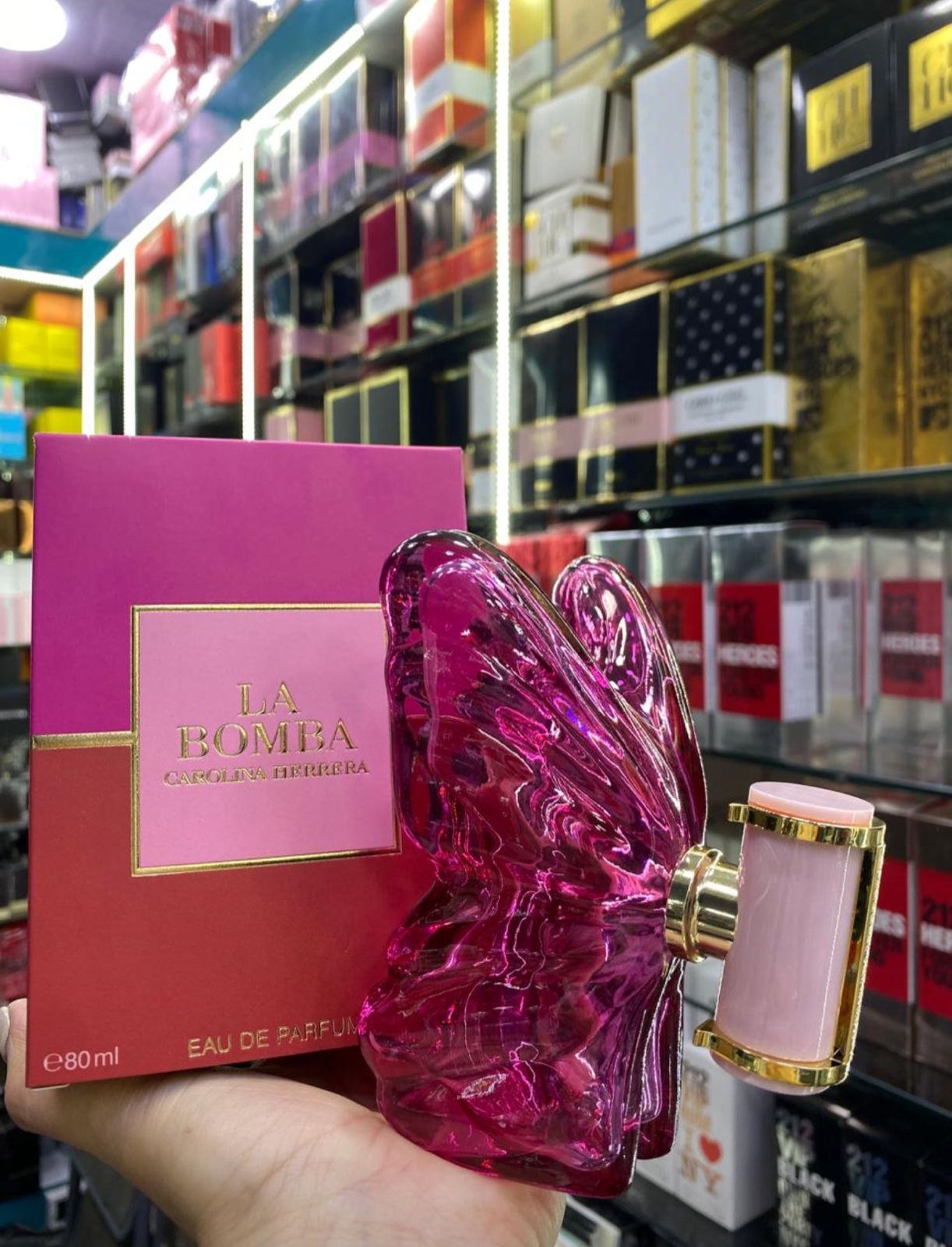 Carolina Herrera La Bomba