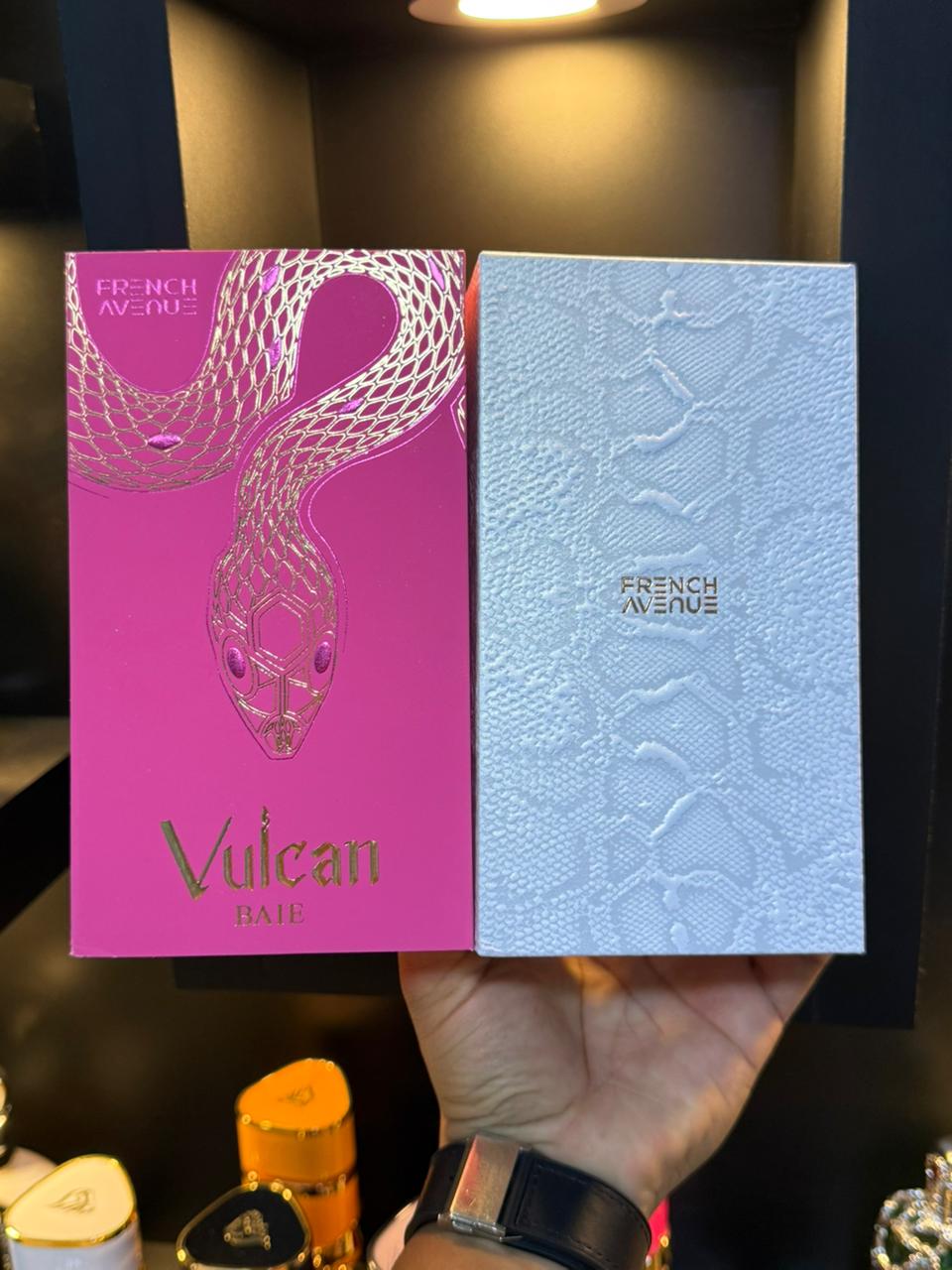 Vulcan Baie French Avenue